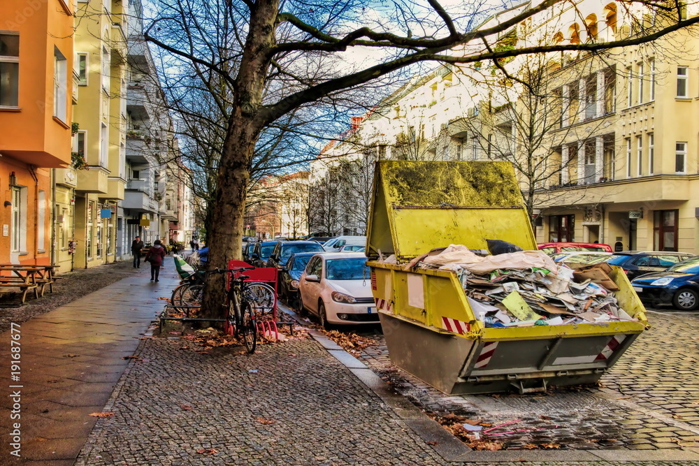 bas-berlin-entsorgung-container-abfall